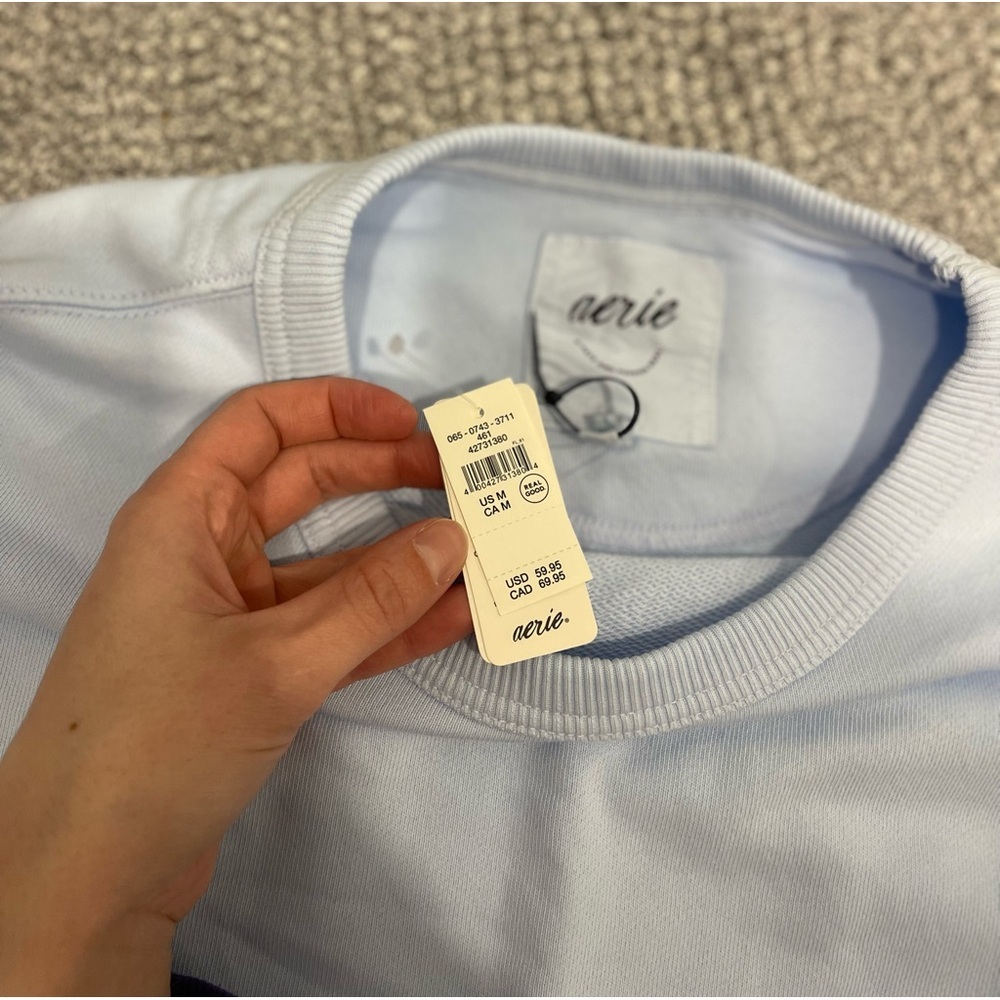 NWT Aerie soft light blue crewneck oversized sweater size medium - Picture 4 of 6